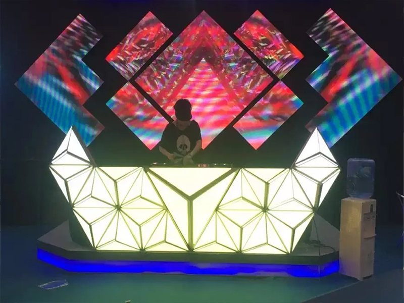 Bar Counter LED Screens Creative Applica